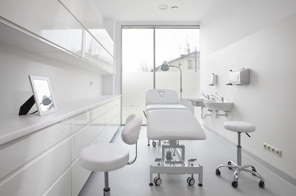 Où ouvrir une clinique médicale entreprise et Sante pour qui